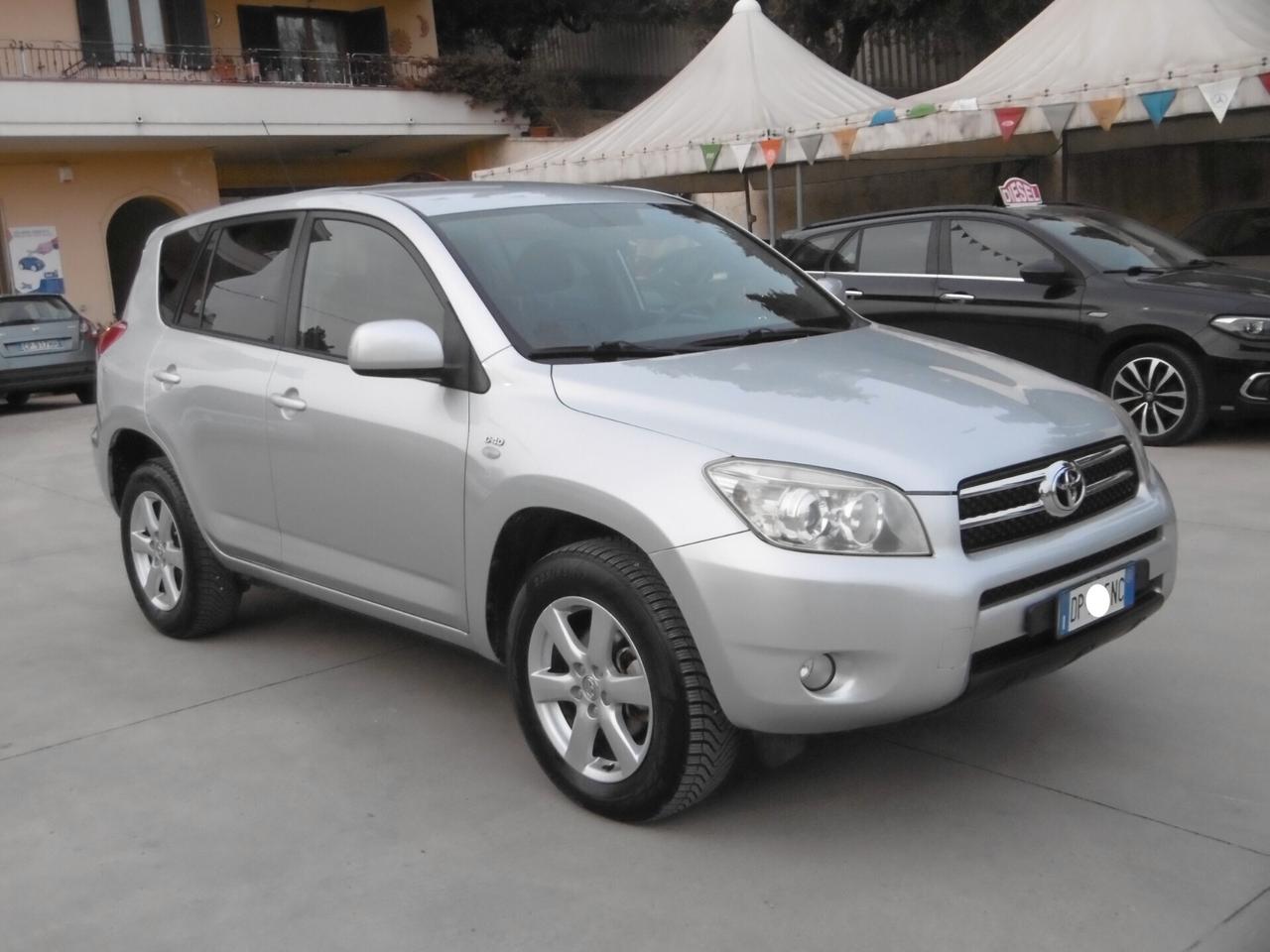 Toyota RAV 4 RAV4 Crossover 2.2 D-4D 136 CV Sol