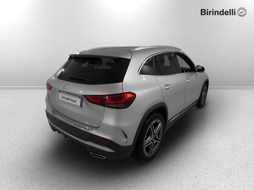 Mercedes-Benz GLA (H247) - GLA 180 d Automatic Premium