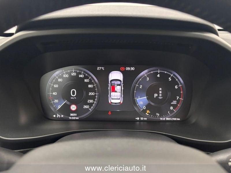 Volvo XC40 T3 Geartronic Momentum Pro