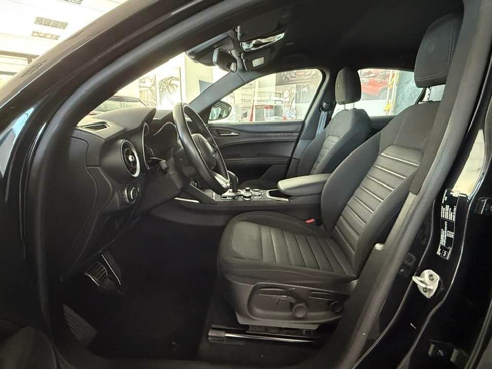 Alfa Romeo Stelvio 2.2 Turbodiesel 190 CV AT8 Q4 Business