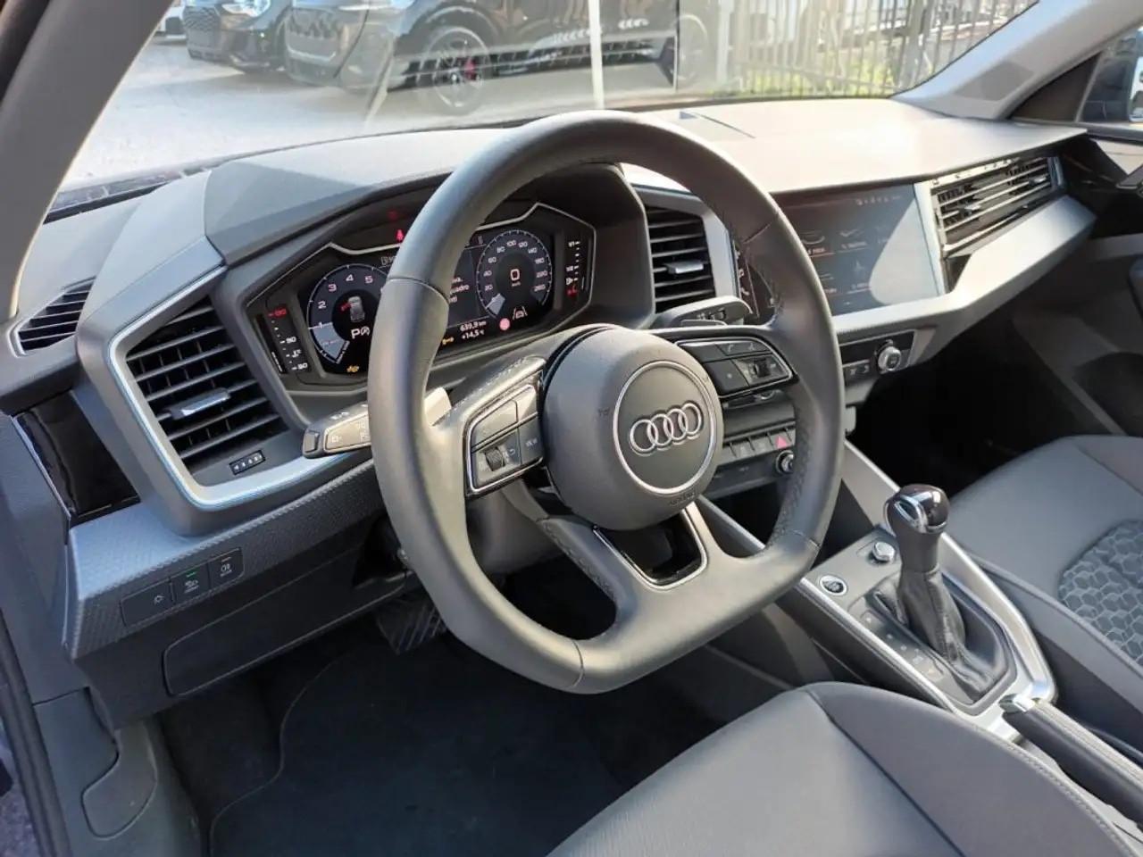 Audi A1 SPB 30 TFSI S tronic Identity Black 116cv