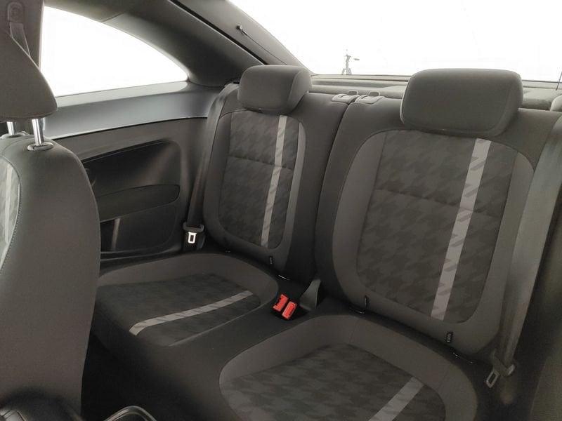 Volkswagen Maggiolino Maggiolino 1.2 TSI Design BlueMotion Technology - OK PER NEOPATAENTI !