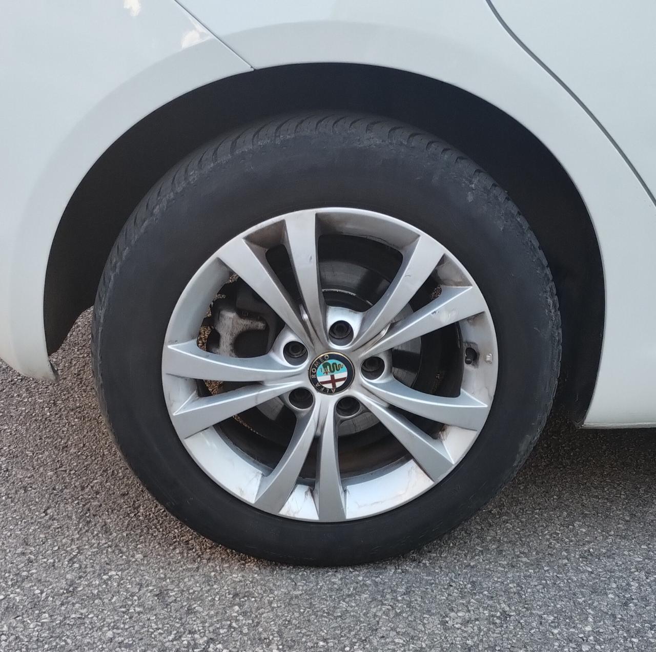 Alfa Romeo Giulietta 1.6 JTDm-2 105 CV NEOPATENTATI