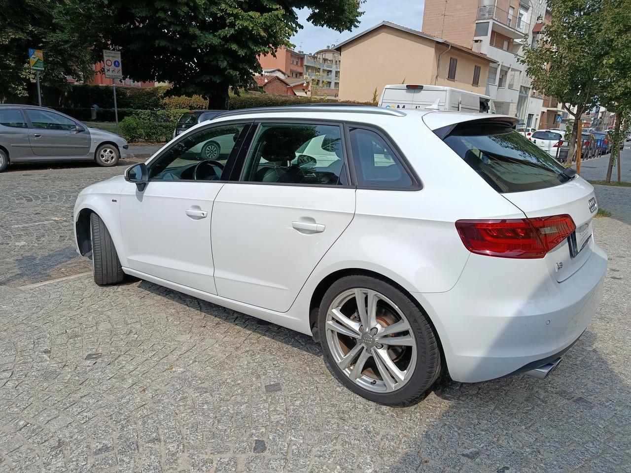 Audi A3 2.0 TDI S Line #6493