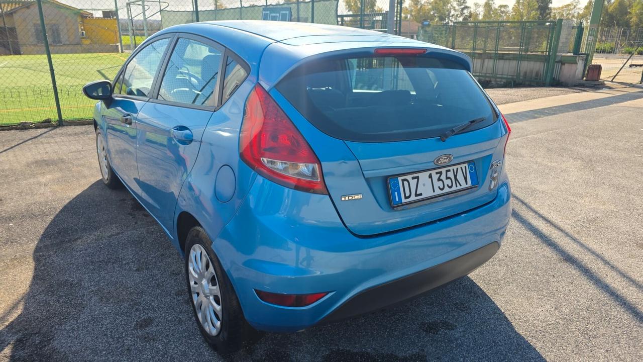Ford Fiesta 1.4 TDCi 5p. Neopatentati