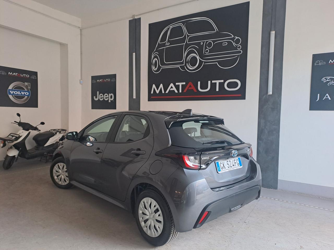 Toyota Yaris 1.5 Hybrid 5 porte Business