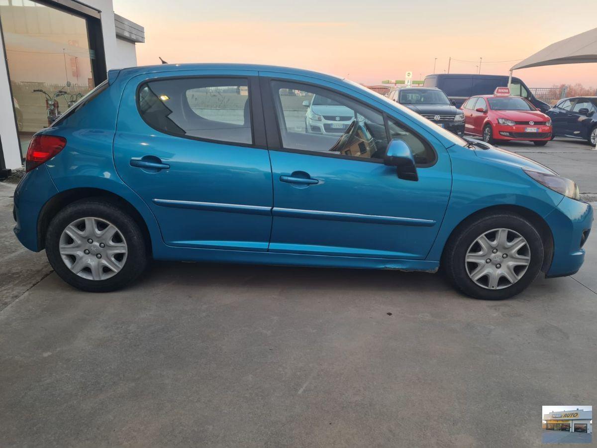 PEUGEOT 207 Plus 1.4 Benzina/Gpl-Neopatentati