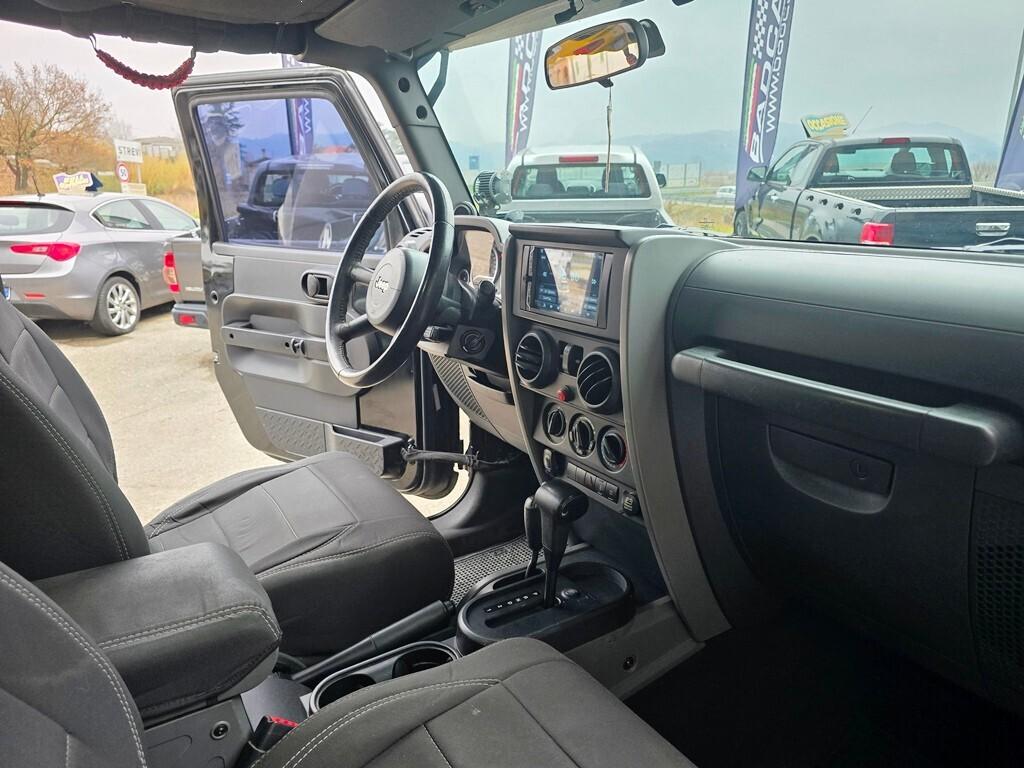 Jeep Wrangler 2.8 CRD SAHARA KIT TRASFORMER