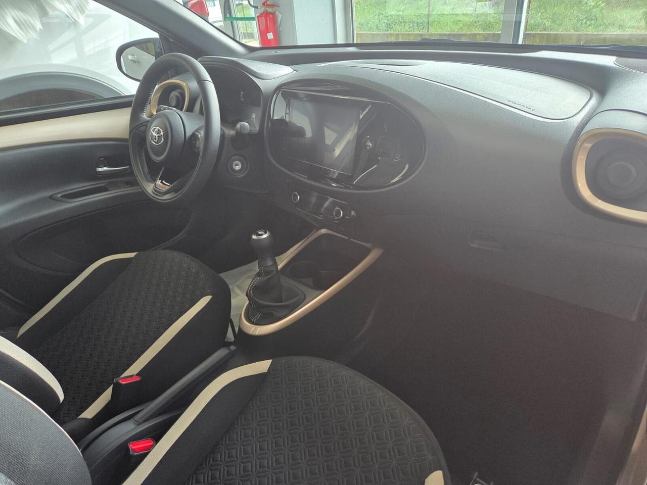 Toyota Aygo X 1.0 VVT-i 72 CV 5 porte Trend