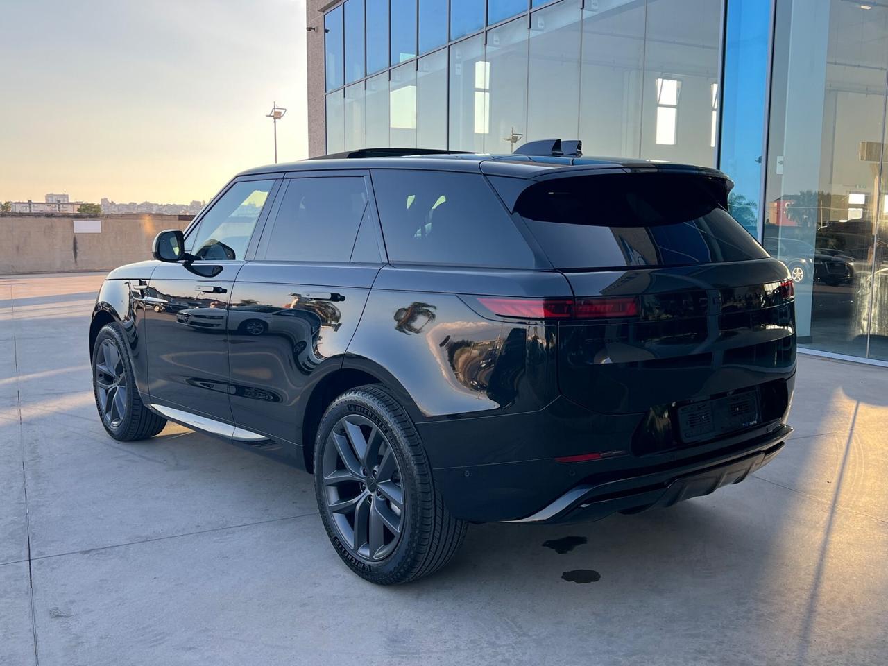 Land Rover Range Sport 3.0D l6 300 CV Dynamic SE - possibilità noleggio no scoring