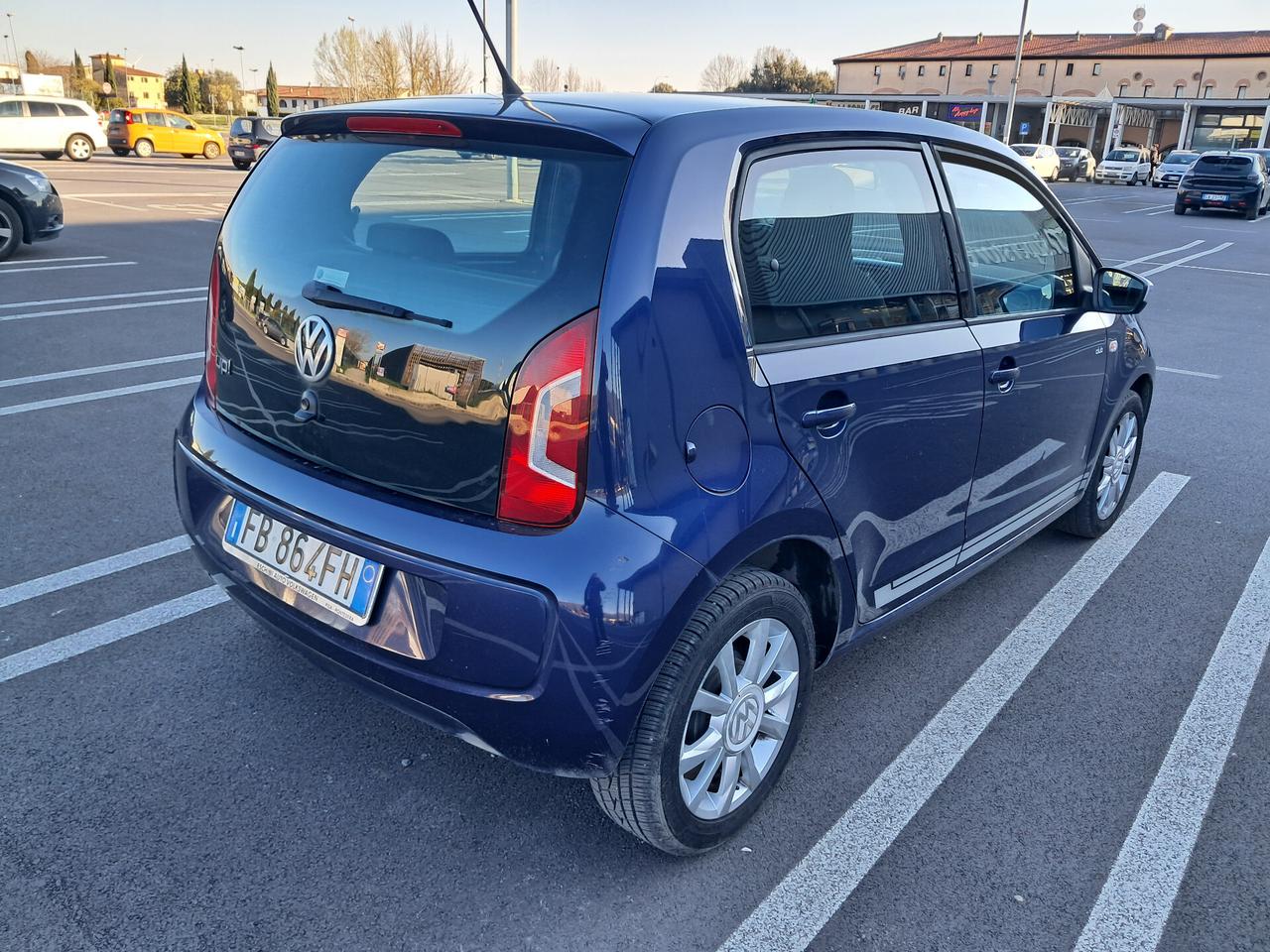 Volkswagen up! 1.0 75 CV 5p. move up!