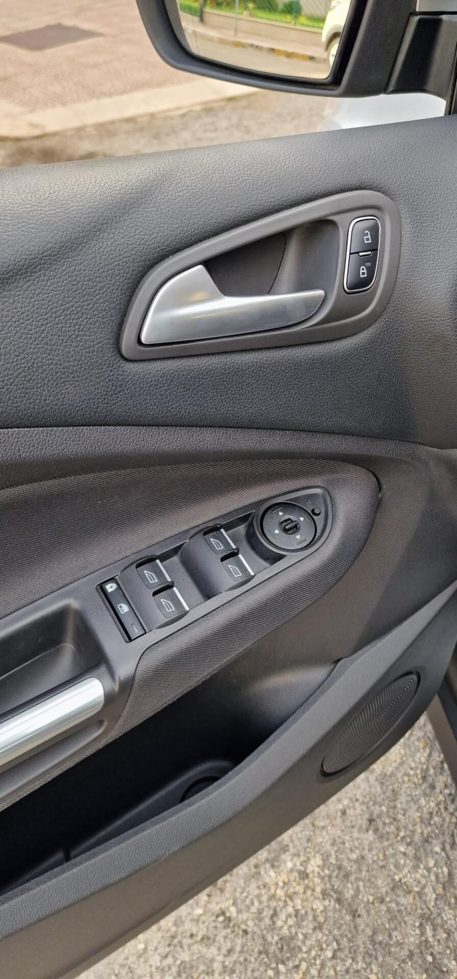 Ford C-Max7 1.5 TDCi 120CV Start&Stop Business 2016