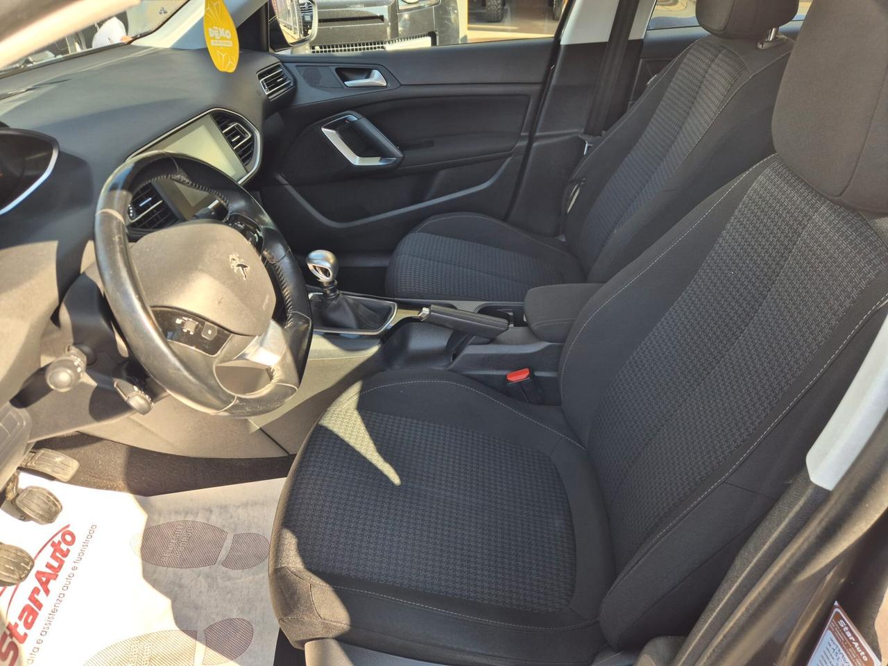 Peugeot 308 BlueHDi 130 S&S SW Allure