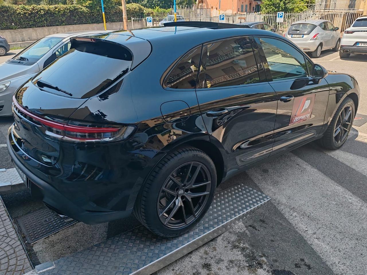 Porsche Macan-T 2.0 Turbo 265cv tetto panoramico apribile
