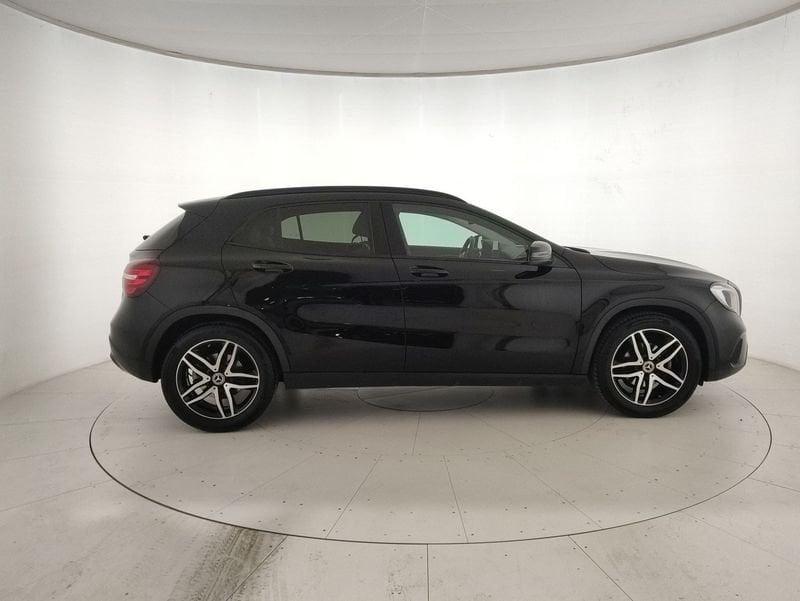 Mercedes-Benz GLA 180 Sport