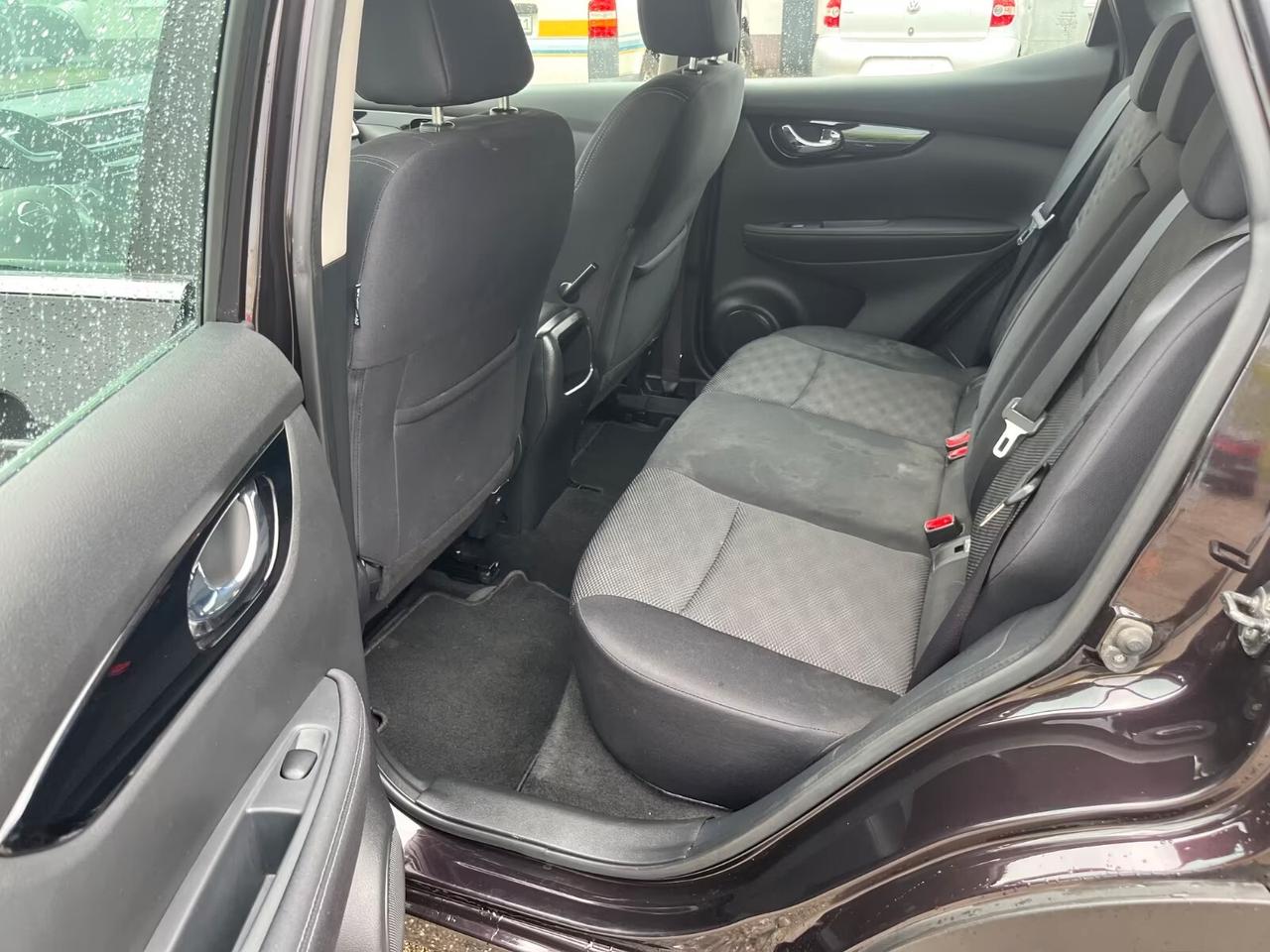 Nissan Qashqai 1.2 DIG-T N-Connecta