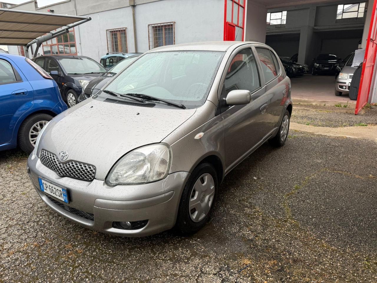 Toyota Yaris 1.3 BENZINA 5 PORTE Sol Blue