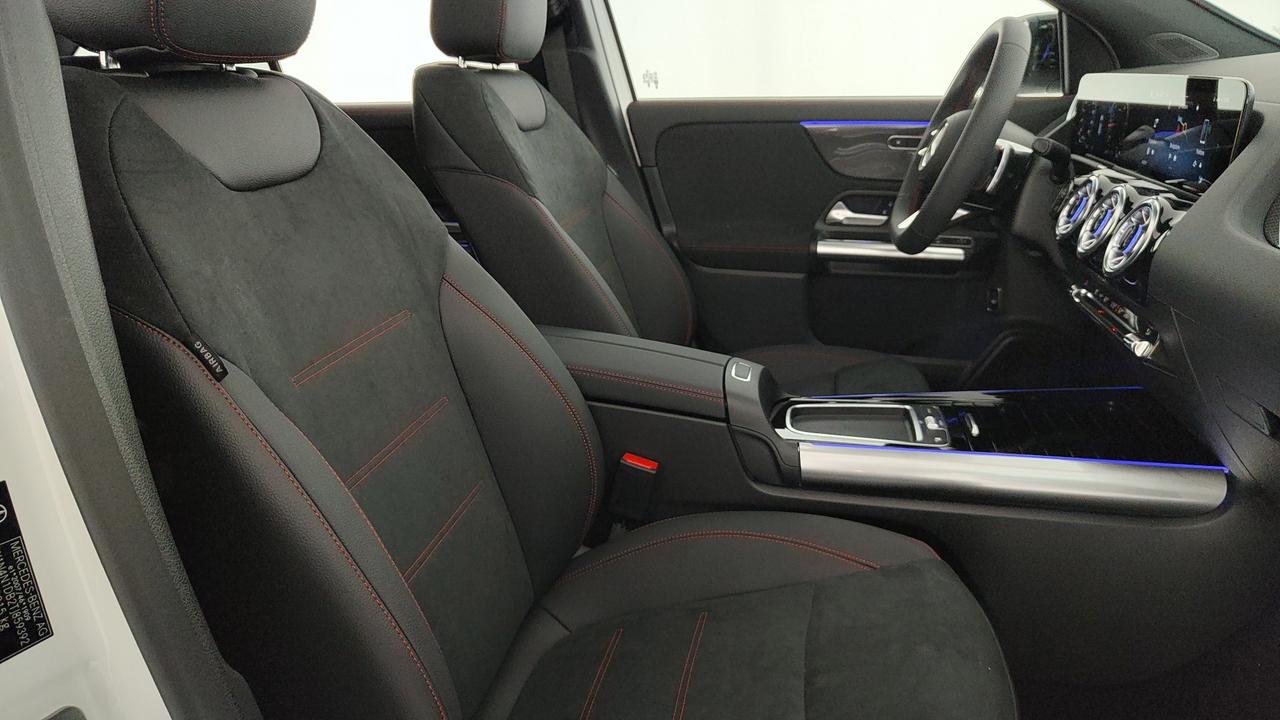 Mercedes-Benz GLA 200 d Automatic 4MATIC