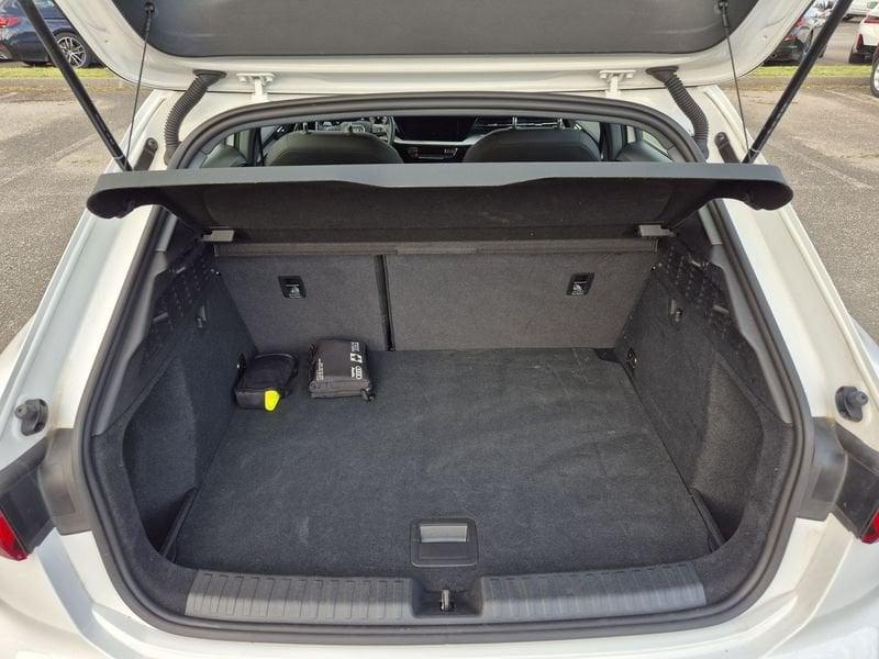 Audi A3 Sportback 30 g-tron S tronic S line Edition