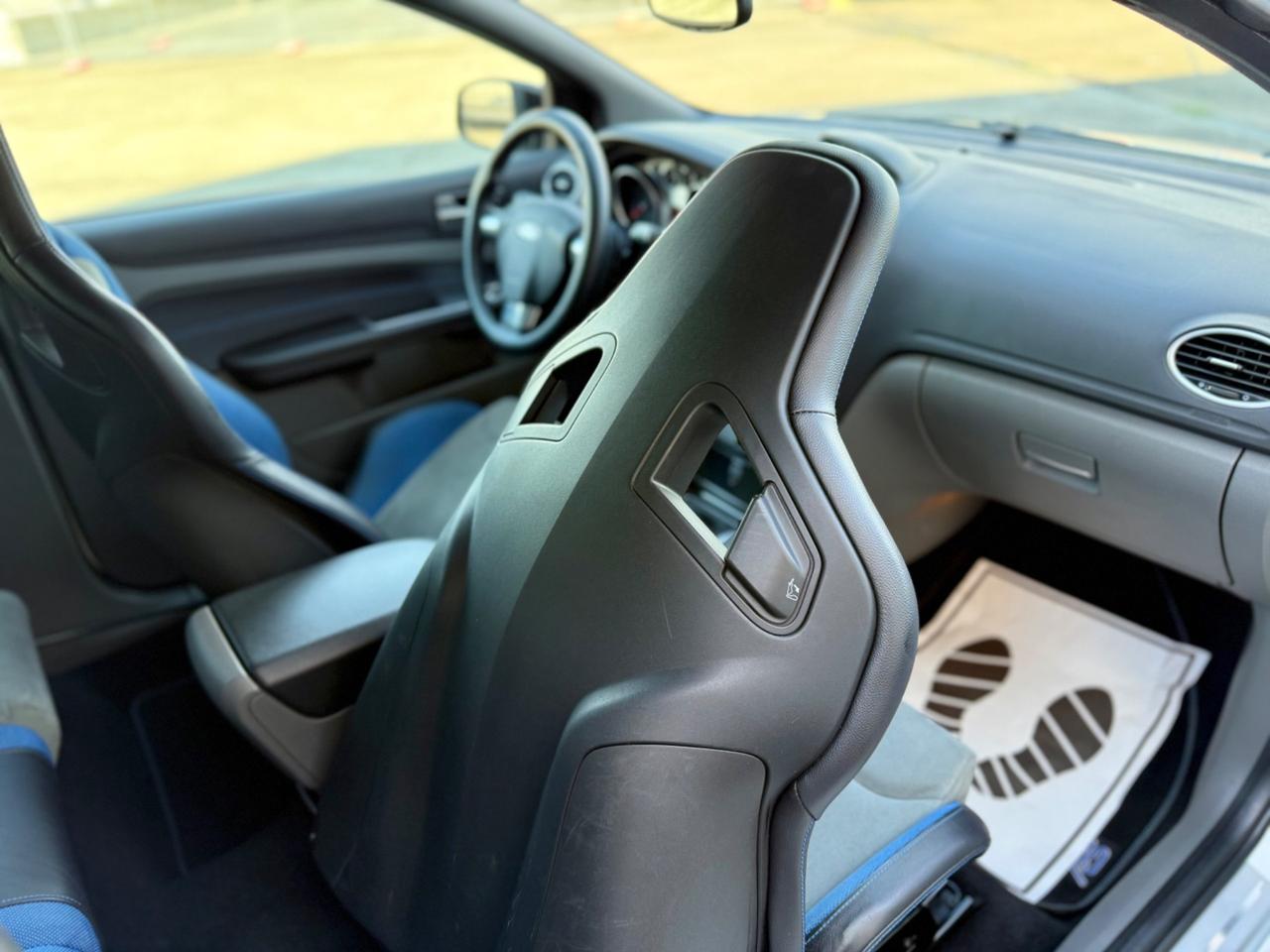 Ford Focus RS MK2 WHITE EDITION 2.5 5 CILINDRI TURBO 305CV