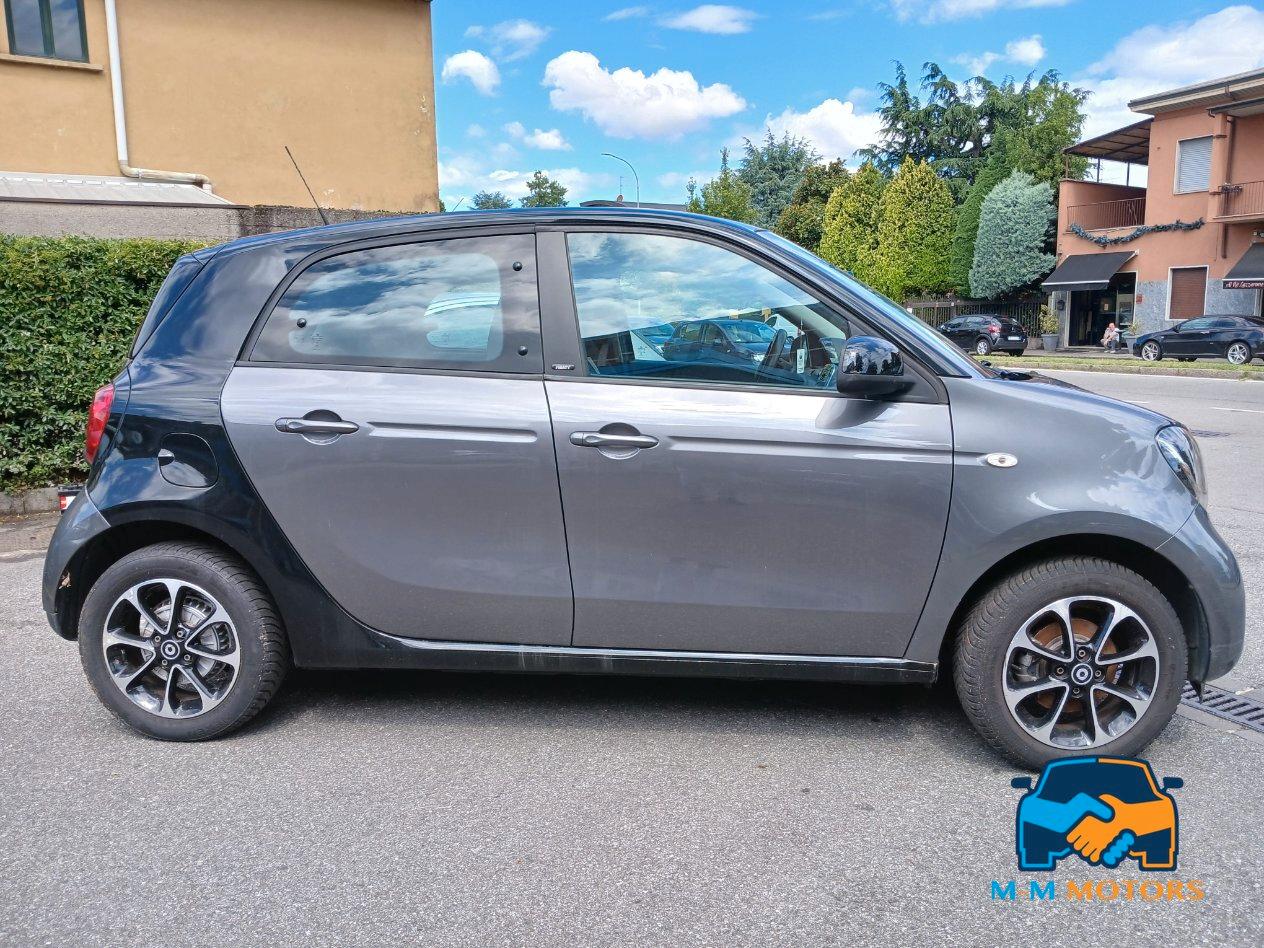 Smart forfour 1.0 Fidaty 71 cv *NEOPATENTATI*