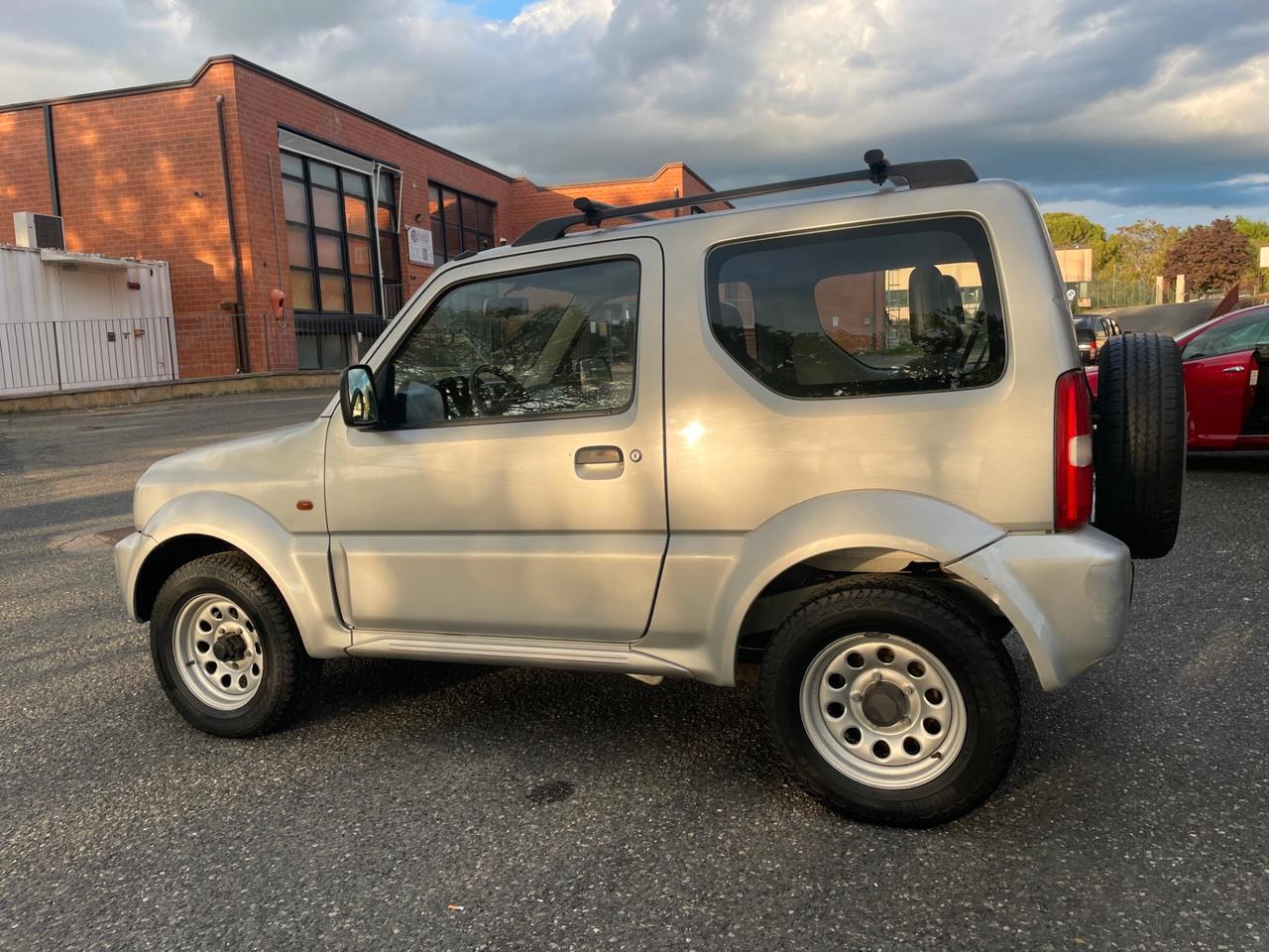 Suzuki Jimny 1.3i 16V cat 4WD JLX