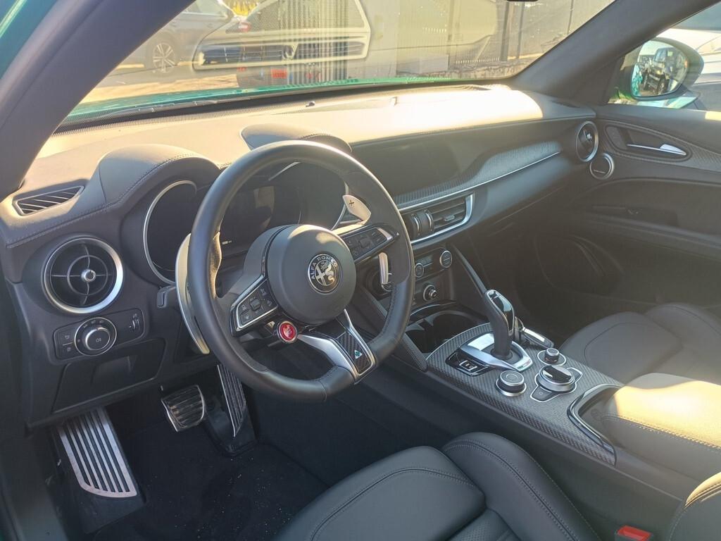 Alfa Romeo Stelvio 2.9 Bi-Turbo V6 520 CV AT8 Q4 Quadrifoglio