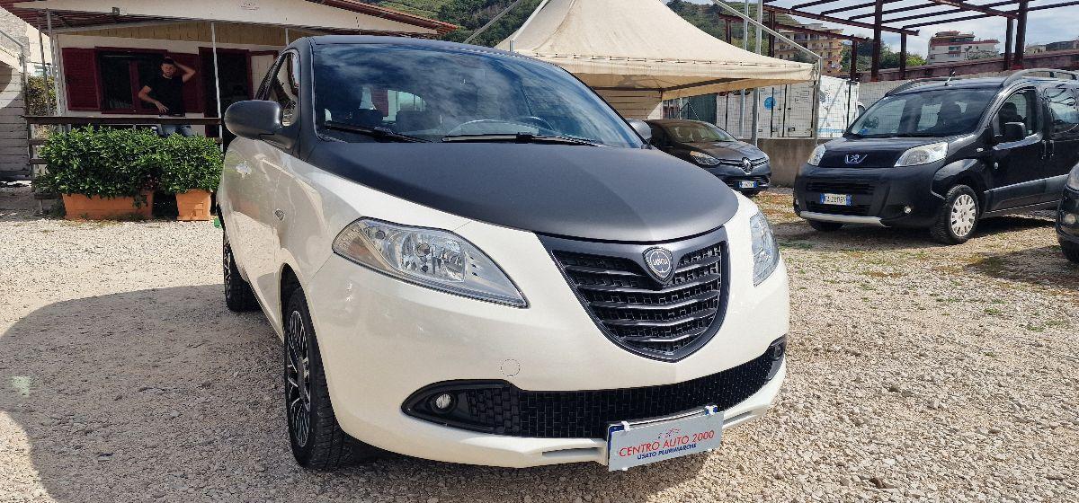 LANCIA Ypsilon 1.2 69 CV 5 porte GPL Ecochic S Momodesign