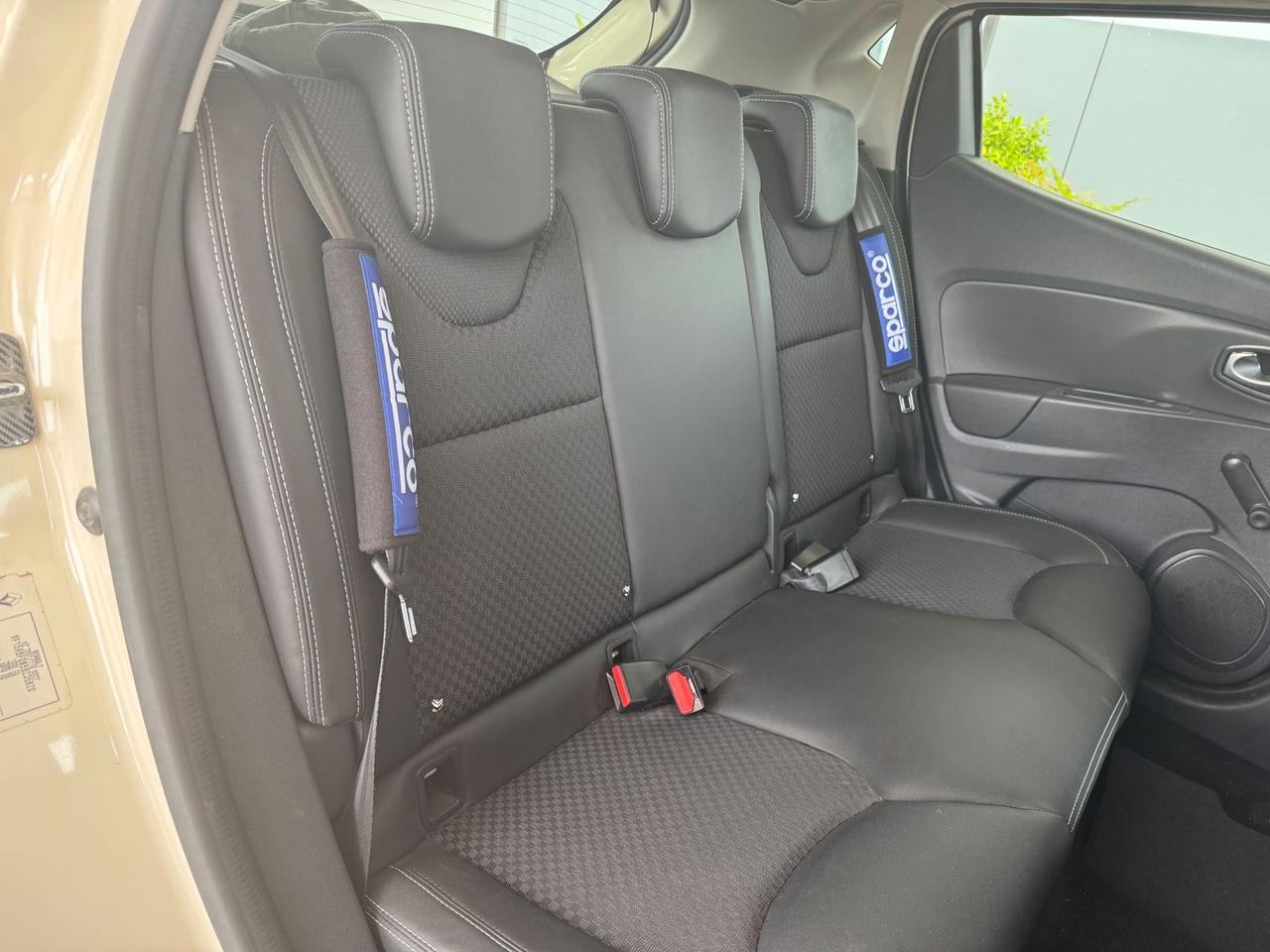 Renault Clio Duel 1.5 ENERGY dCi 75 Eco2 #5518