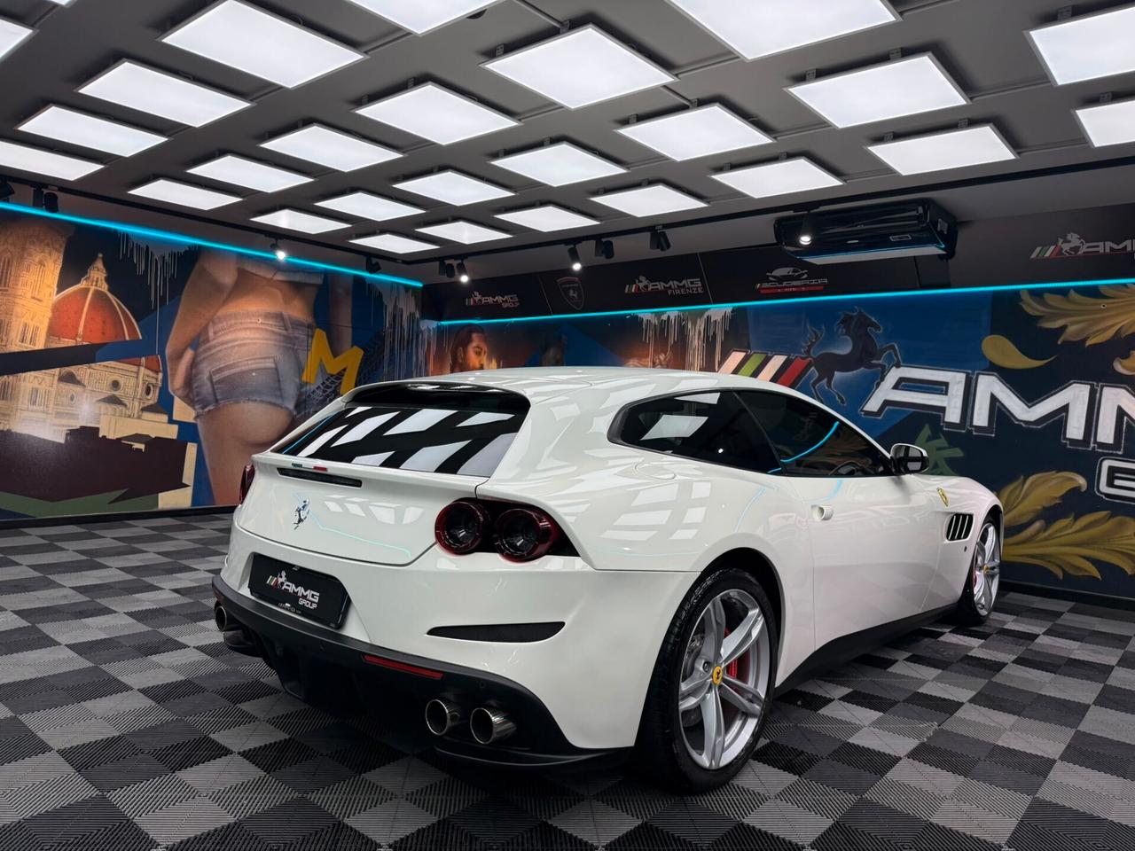 Ferrari GTC4 Lusso T (919)