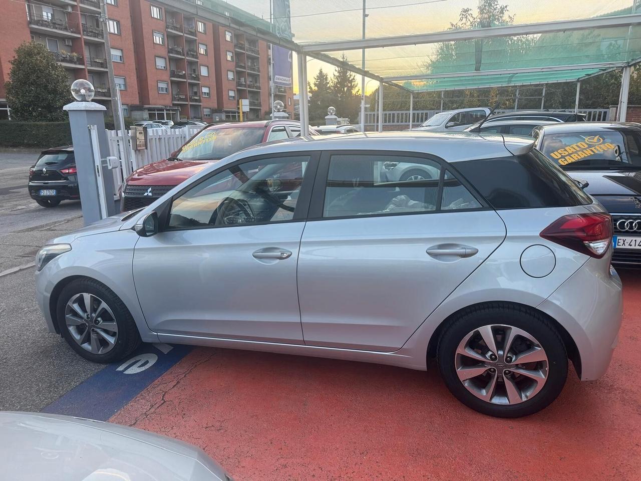 Hyundai i20 1.1 CRDi 12V 5 porte Comfort