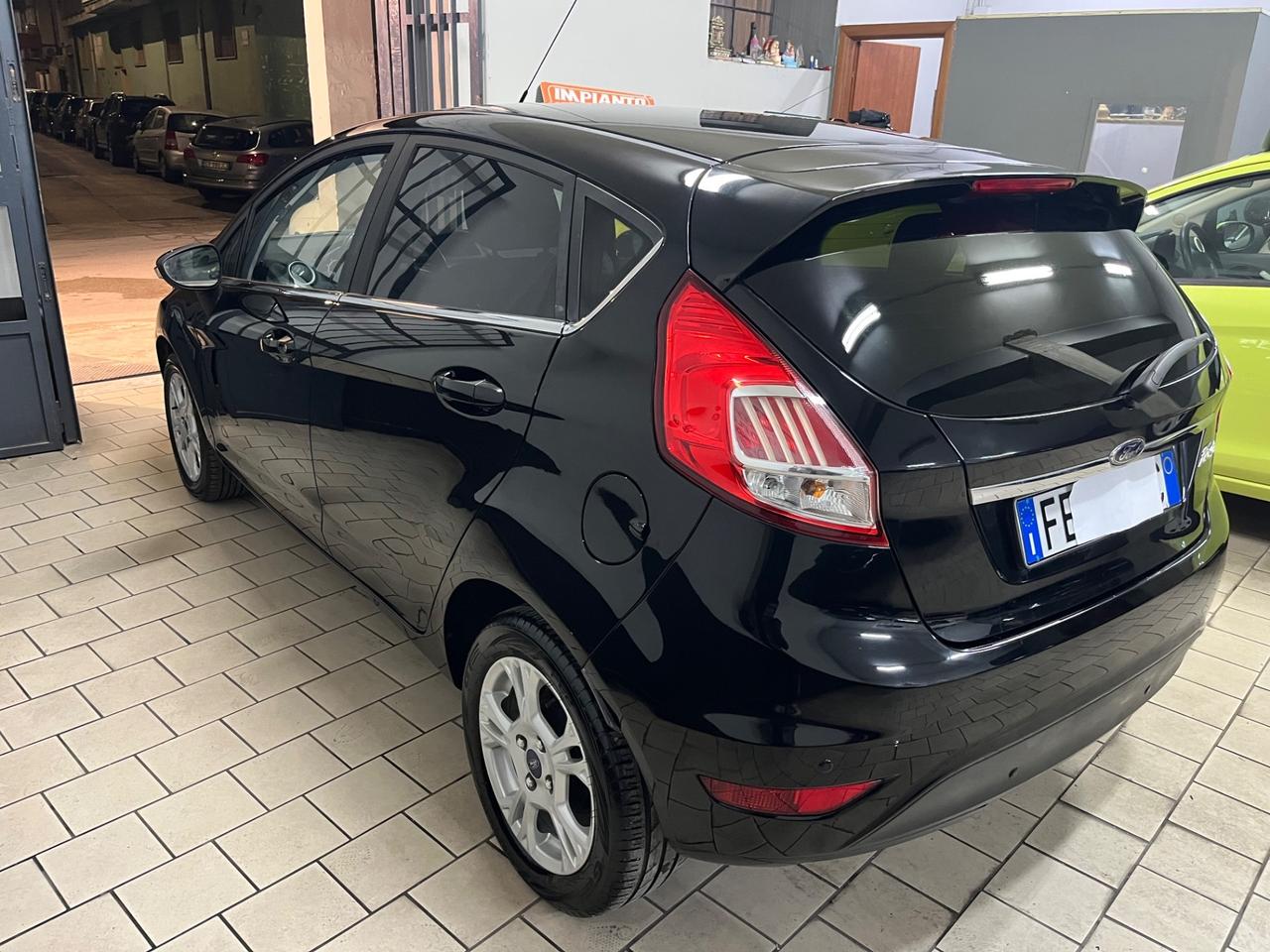 Ford Fiesta 1.4 5p. Bz.- GPL Titanium 2016