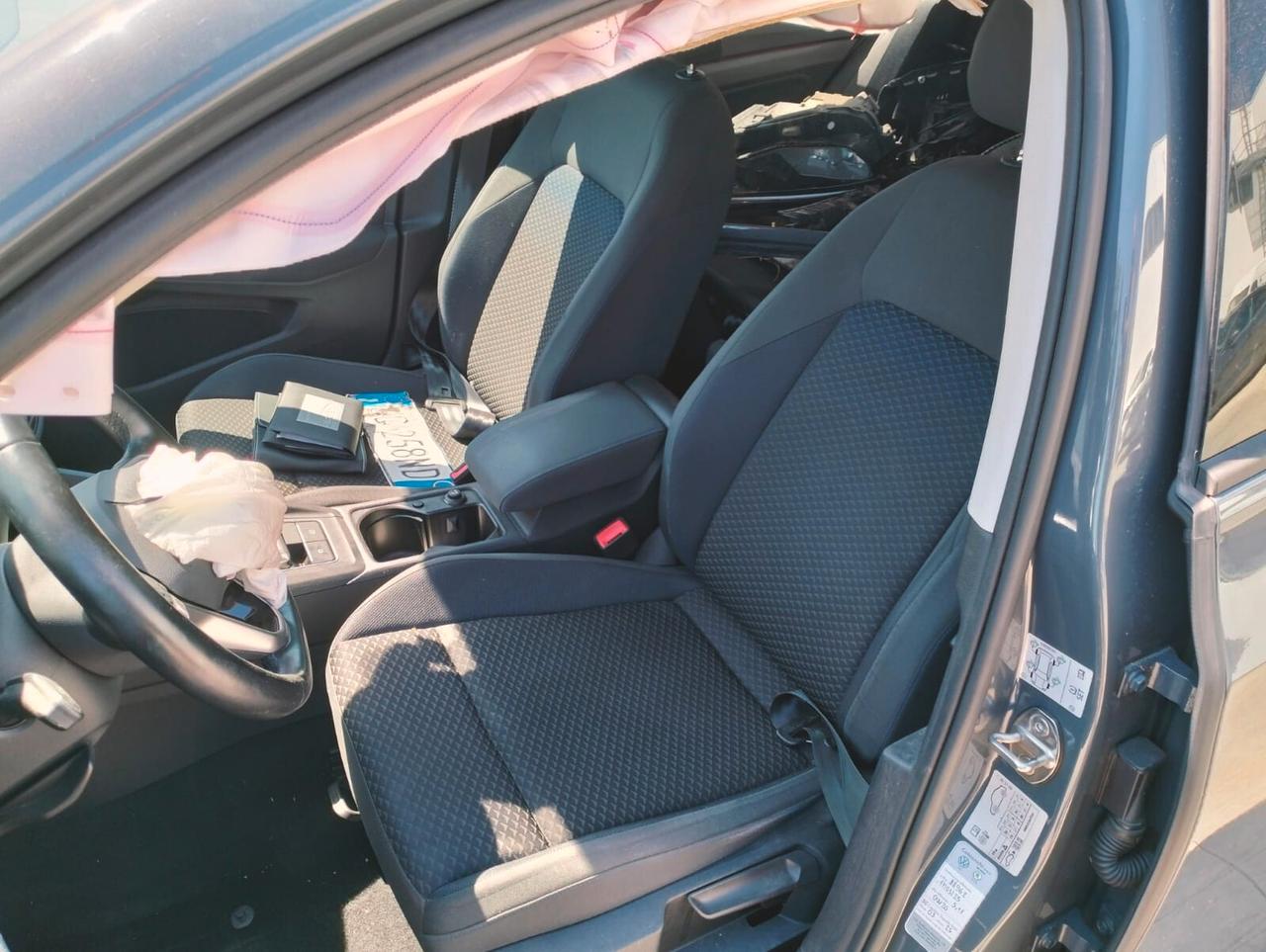 Volkswagen Golf VIII 2.0 TDI 116 CV