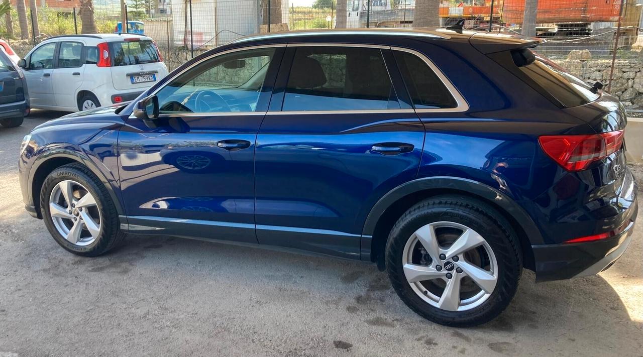 Audi Q3 35 TDI S tronic Business Advanced