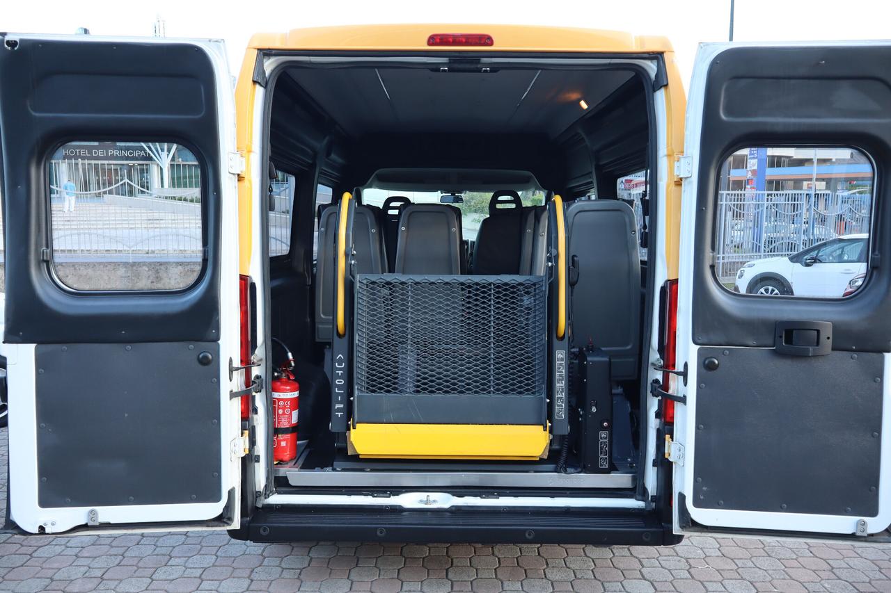 Peugeot Boxer 2.2 Bluehdi 140 Cv - Trasporto Disabili - Sollevatore Elettrico doppio braccio