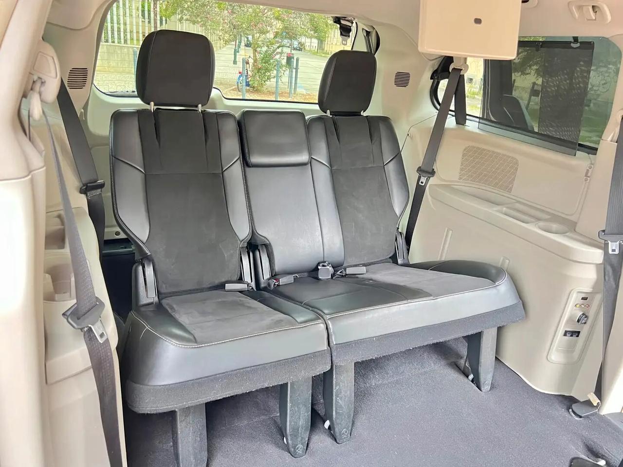 Lancia Voyager 2.8 Turbodiesel Platinum 177 CV