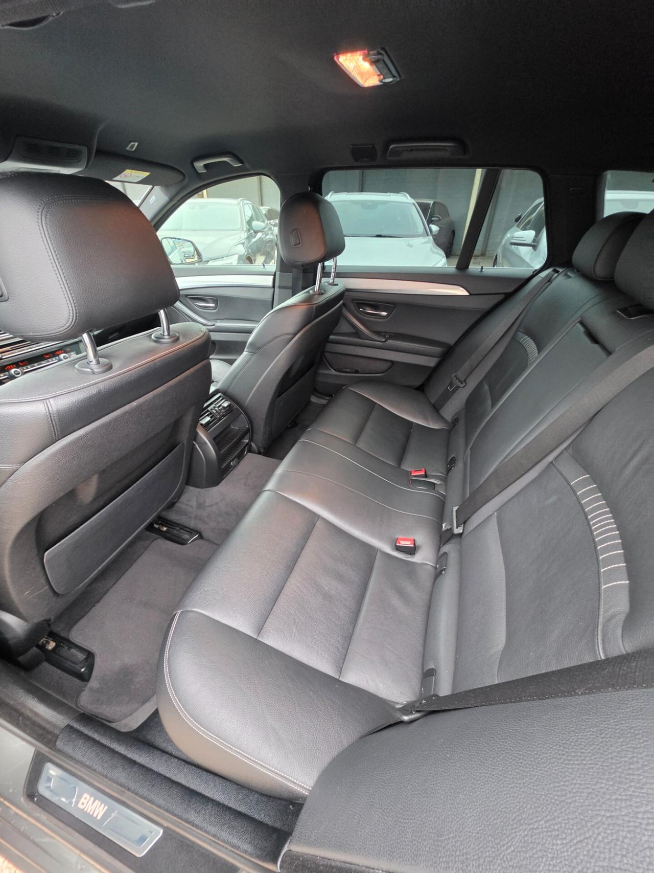 Bmw 520 520d Touring aut. Modern 12 mesi Garanzia