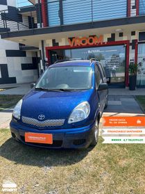 TOYOTA Yaris Verso 1.4 Tdi D-4D cat Luna Blue