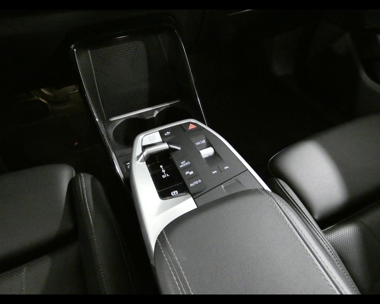 BMW Serie 2 A.T. (U06) - 218d Active Tourer Luxury