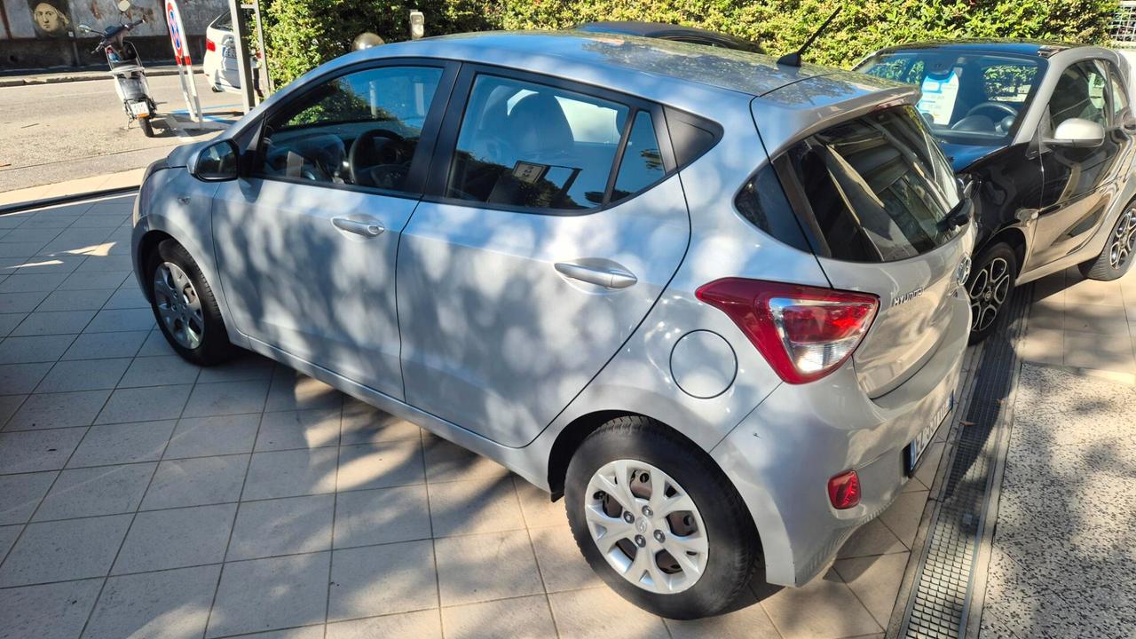 Hyundai i10 1.0 MPI Login