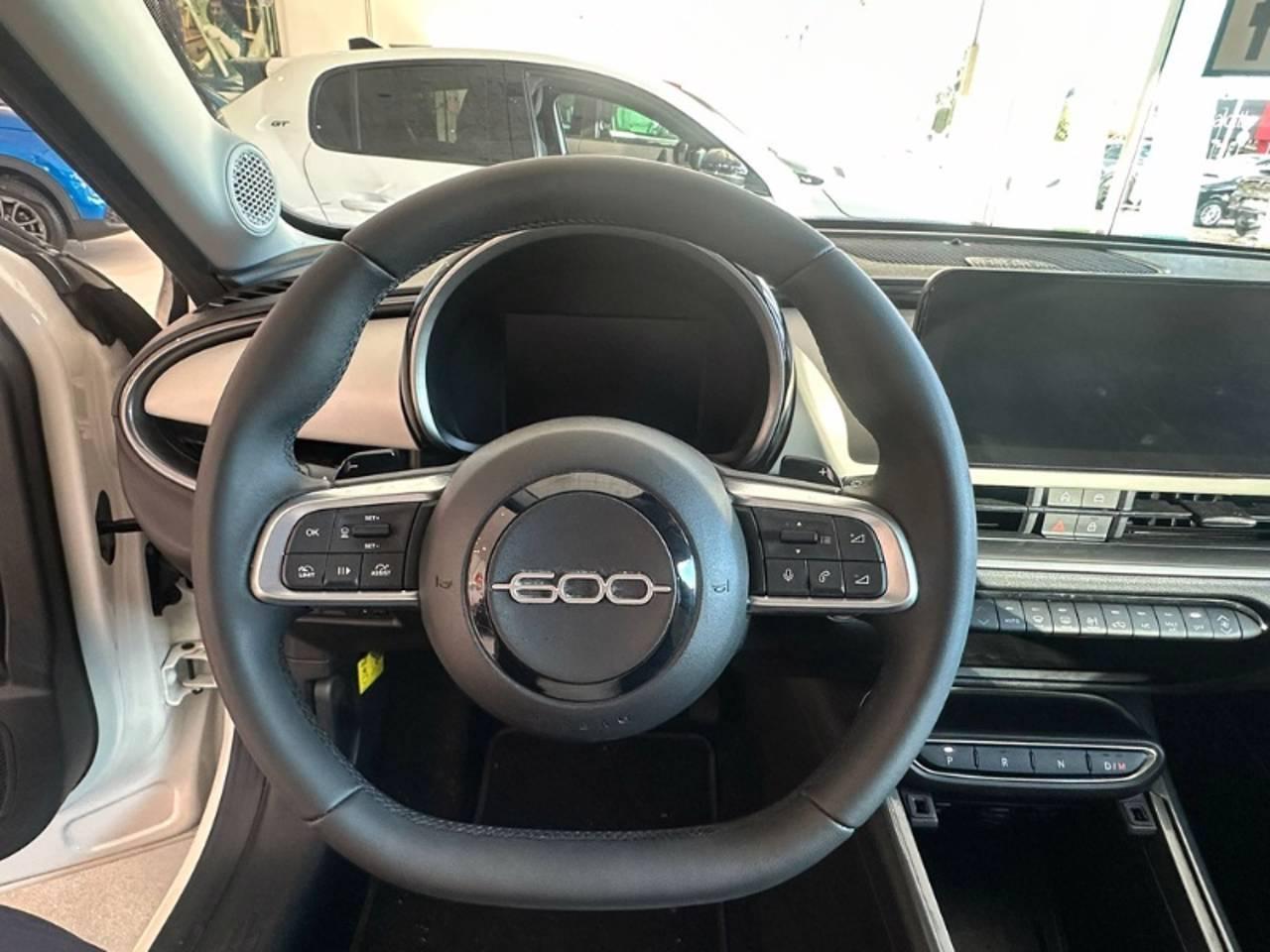 FIAT 600 IV 2023 - 600 1.2 hybrid La Prima 110cv auto