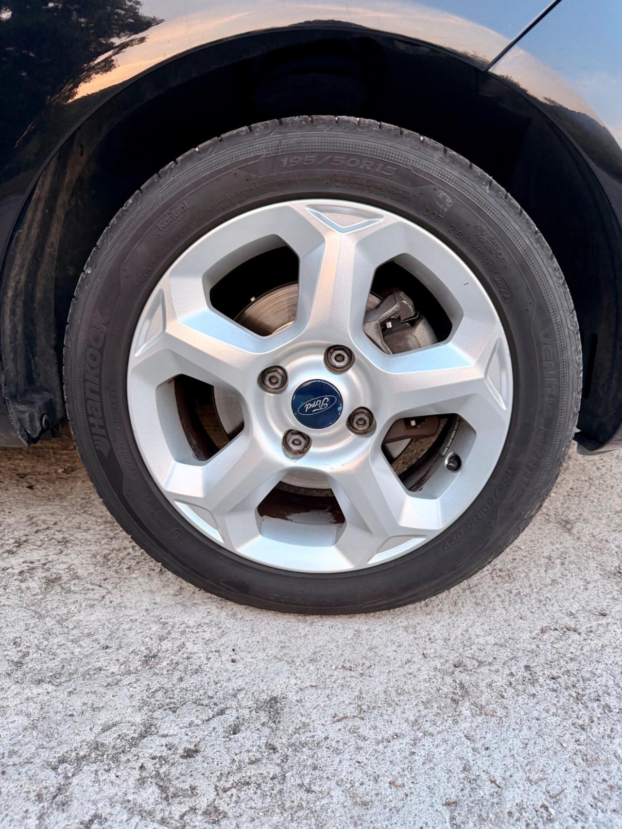 Ford Fiesta 1.4tdci 50kw Titanium OK NEOPATENTATI