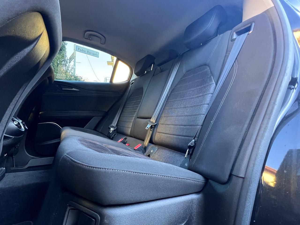 Alfa Romeo Stelvio 2.2 Business #8034