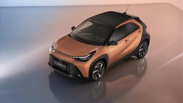 Toyota Aygo X Hybrid 115 e-CVT Sport utility vehicle 5-door (Euro 6E)