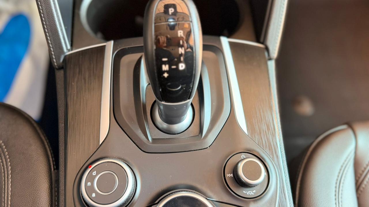 Alfa Romeo Stelvio 2.2 Turbodiesel 210 CV AT8 Q4 STRAFULL