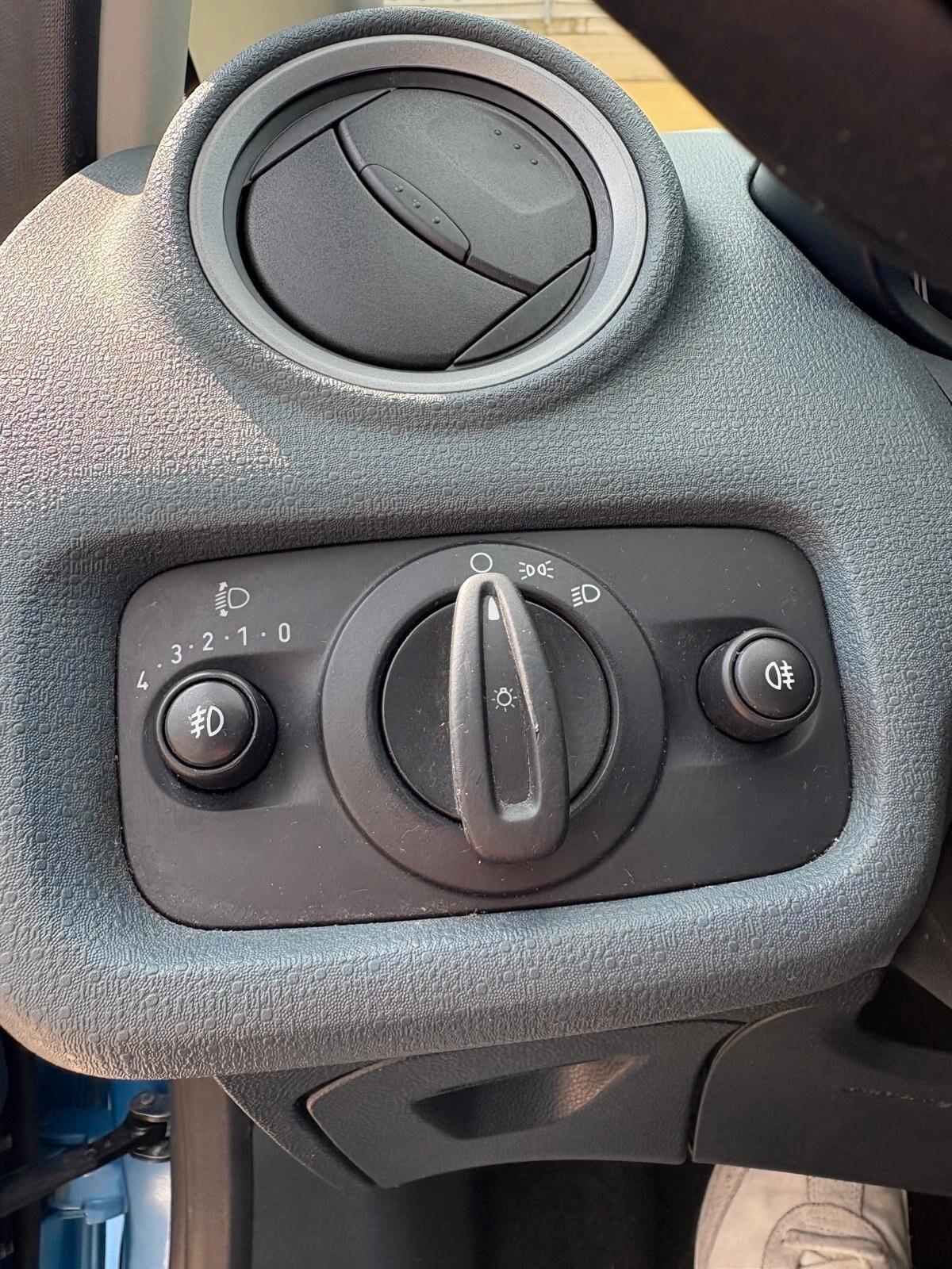 Ford Fiesta 1.4 TDCI 5P.