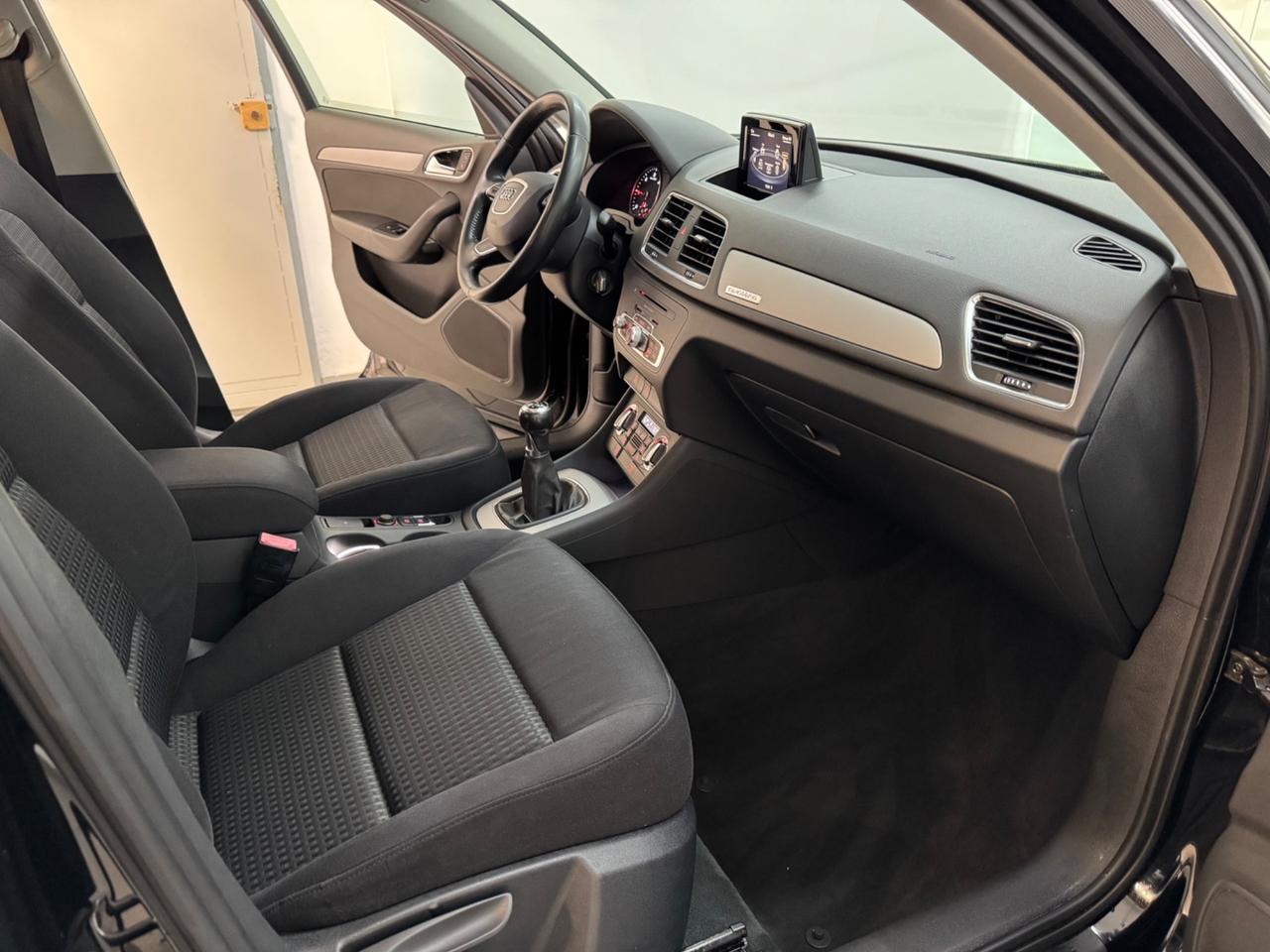 Audi Q3 2.0 TDI Quattro 140/CV con Tetto Apribile