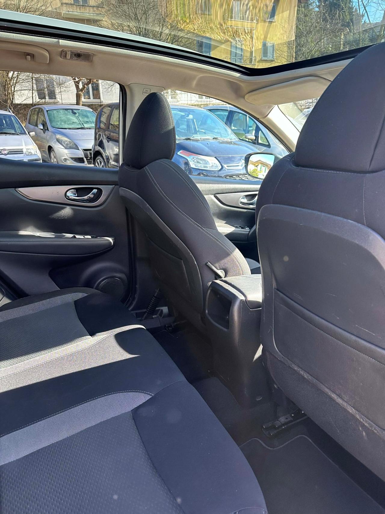 Nissan QASHQAI 1.5 dCi TEKNA EU6B TETTO FULLOPT KMCERT