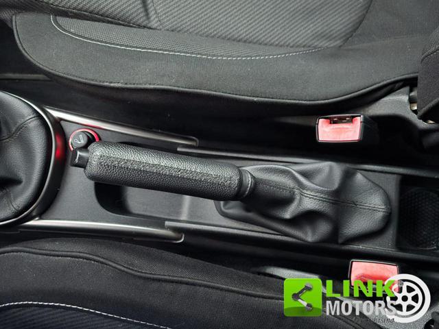 ALFA ROMEO MiTo 1.6 JTDm-2 S&S Distinctive Sport Pack