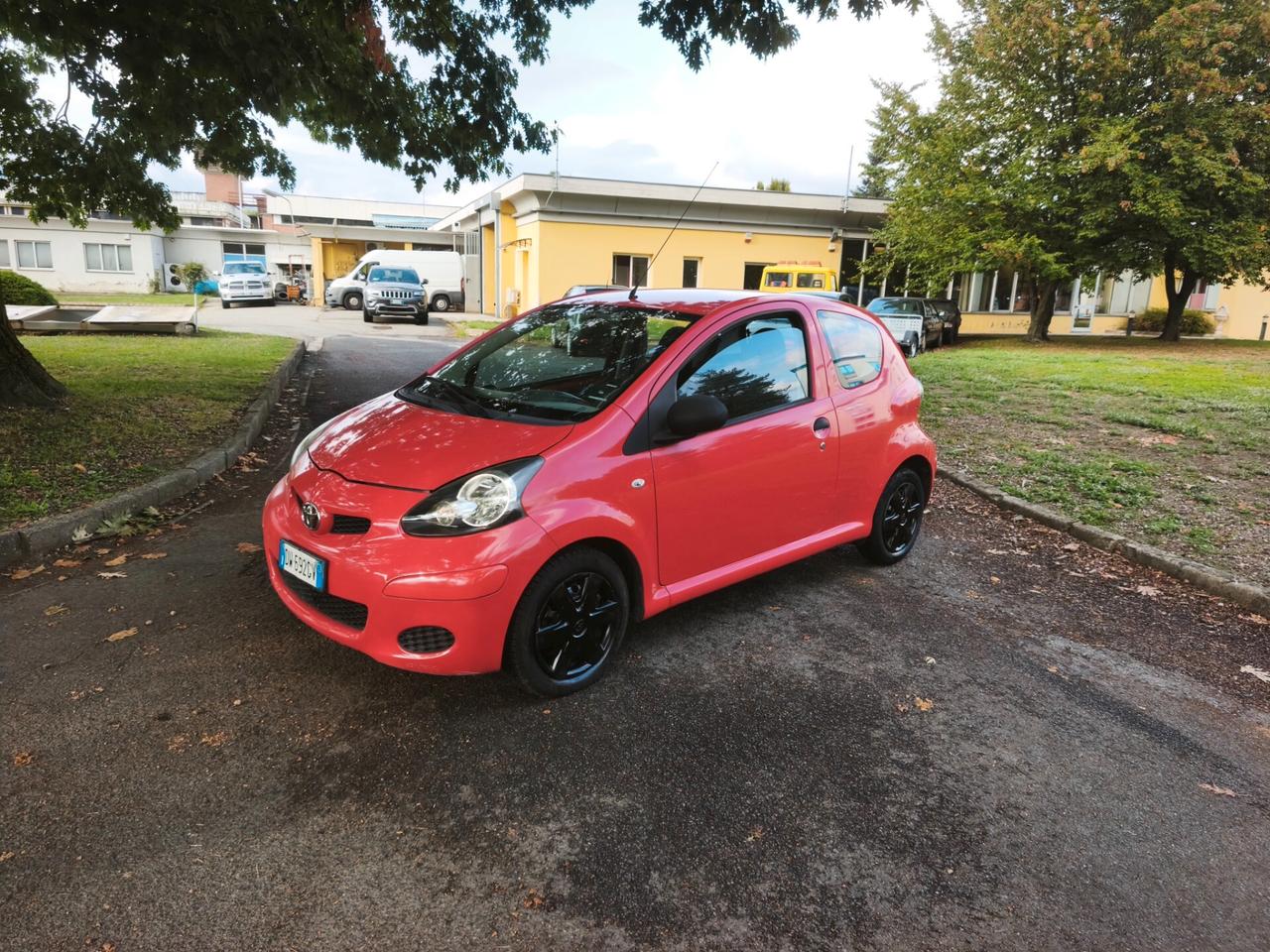 Toyota Aygo 1.0 12V VVT-i 3 porte Sol Connect Red Edition